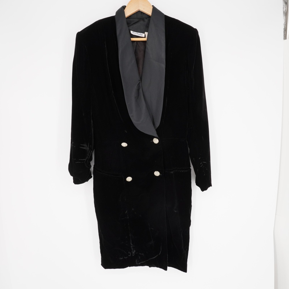 Vintage Ann Taylor Velvet Opera Coat 6 Black Satin Lapel Rhinestone Button 80s